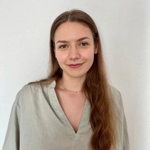 Dr. Andreea Pușcașu